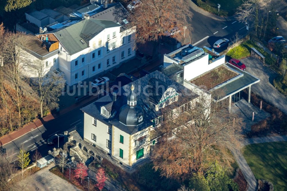 Luftbild Lüdenscheid - Villa Hueck entlang der Humboldtstraße in Lüdenscheid im Bundesland Nordrhein-Westfalen, Deutschland