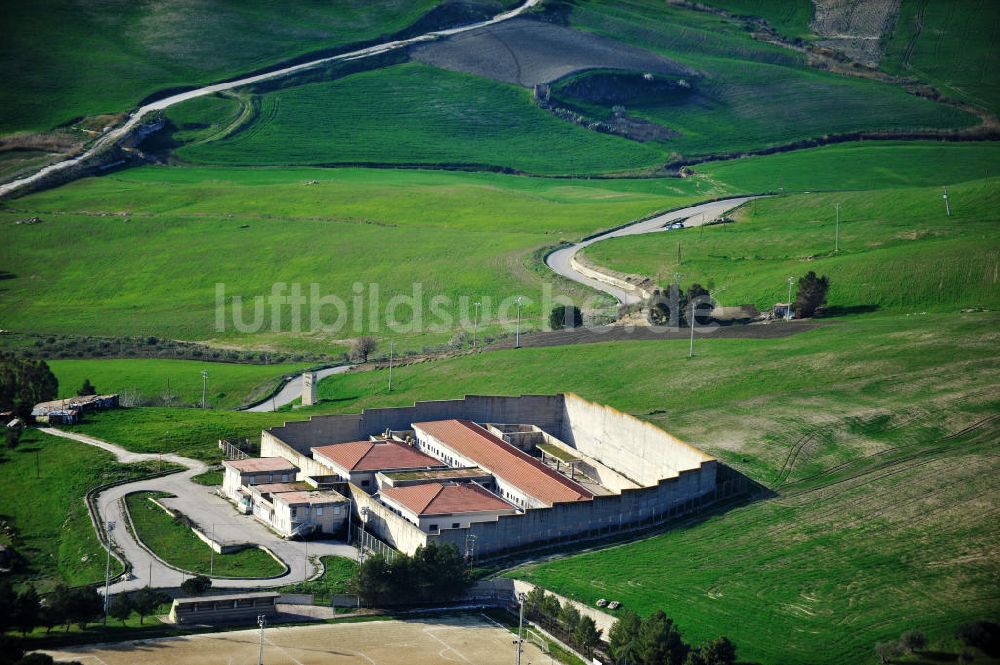 Luftaufnahme Villalba / Sizilien - Villalba auf Sizilien in Italien