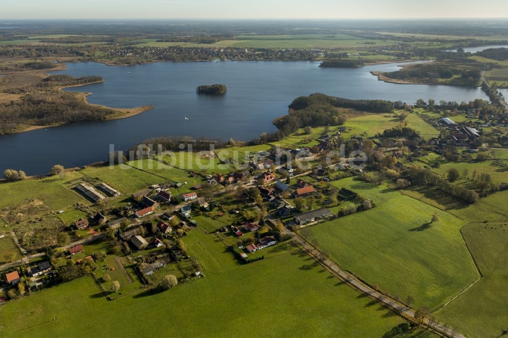 Vipperow von oben - Vipperow an der kleinen Müritz im Bundesland Mecklenburg-Vorpommern