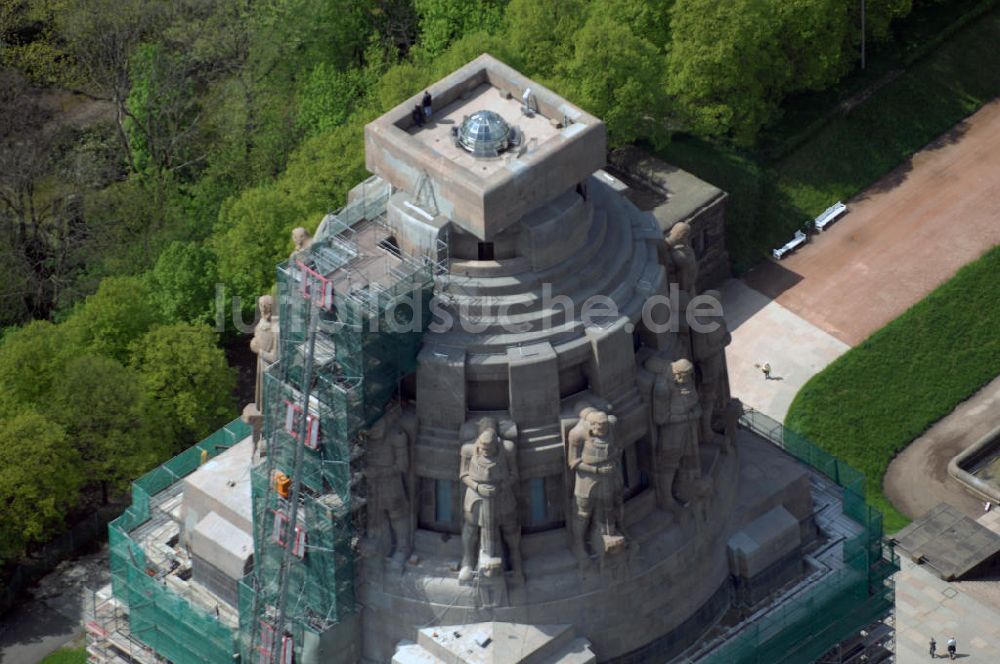 LEIPZIG von oben - Völkerschlachtdenkmal - Halbzeit bei Sanierung