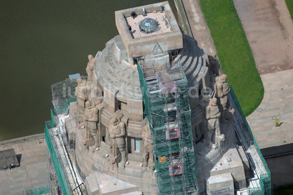 Luftbild LEIPZIG - Völkerschlachtdenkmal - Halbzeit bei Sanierung