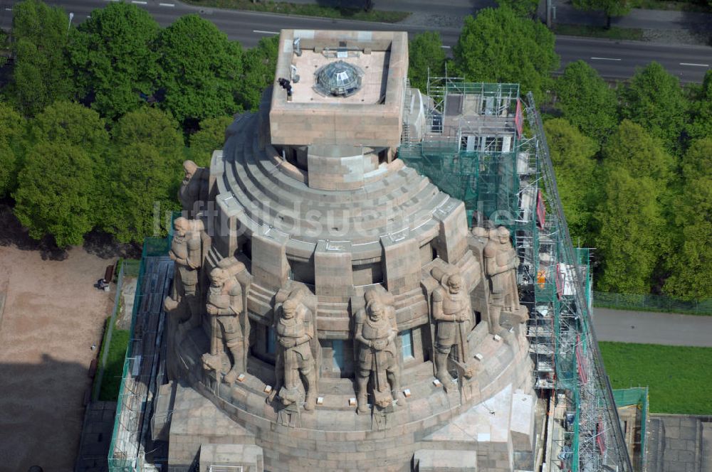 LEIPZIG von oben - Völkerschlachtdenkmal - Halbzeit bei Sanierung