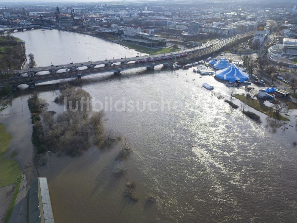 Dresden aus der Vogelperspektive: Volksfestgelände Pieschner Allee in Dresden im Bundesland Sachsen, Deutschland