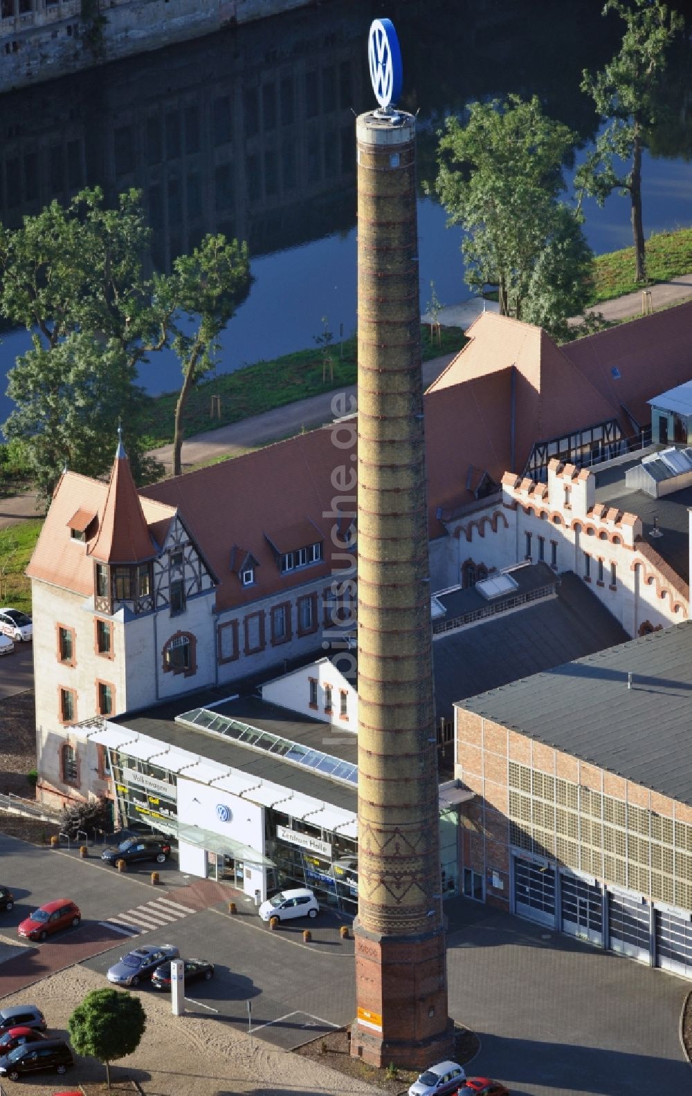 Halle von oben - Volkswagen Zentrum Halle in Halle an der Saale Im Bundesland Sachsen-Anhalt