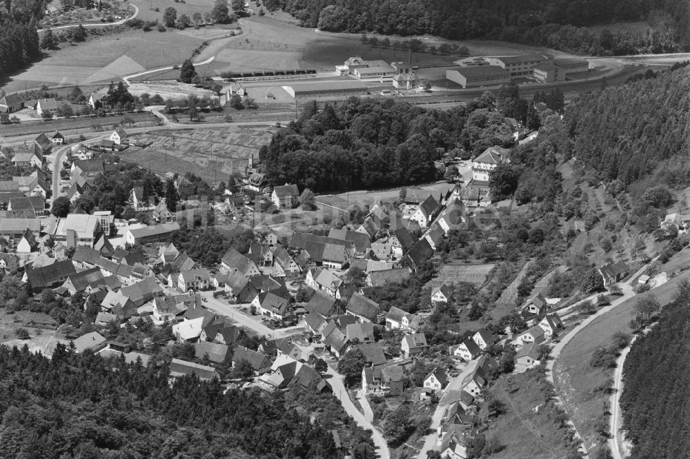 Luftaufnahme Bad Imnau - Von Wald umgebene Ortsansicht in Bad Imnau im Bundesland Baden-Württemberg, Deutschland