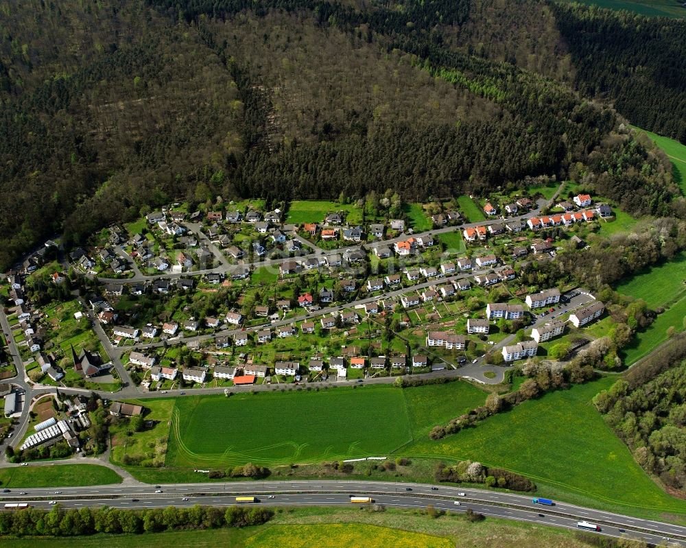 Luftbild Eichhofsiedlung - Von Wald umgebene Ortsansicht in Eichhofsiedlung im Bundesland Hessen, Deutschland