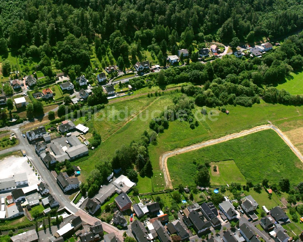 Luftbild Frohnhausen - Von Wald umgebene Ortsansicht in Frohnhausen im Bundesland Hessen, Deutschland