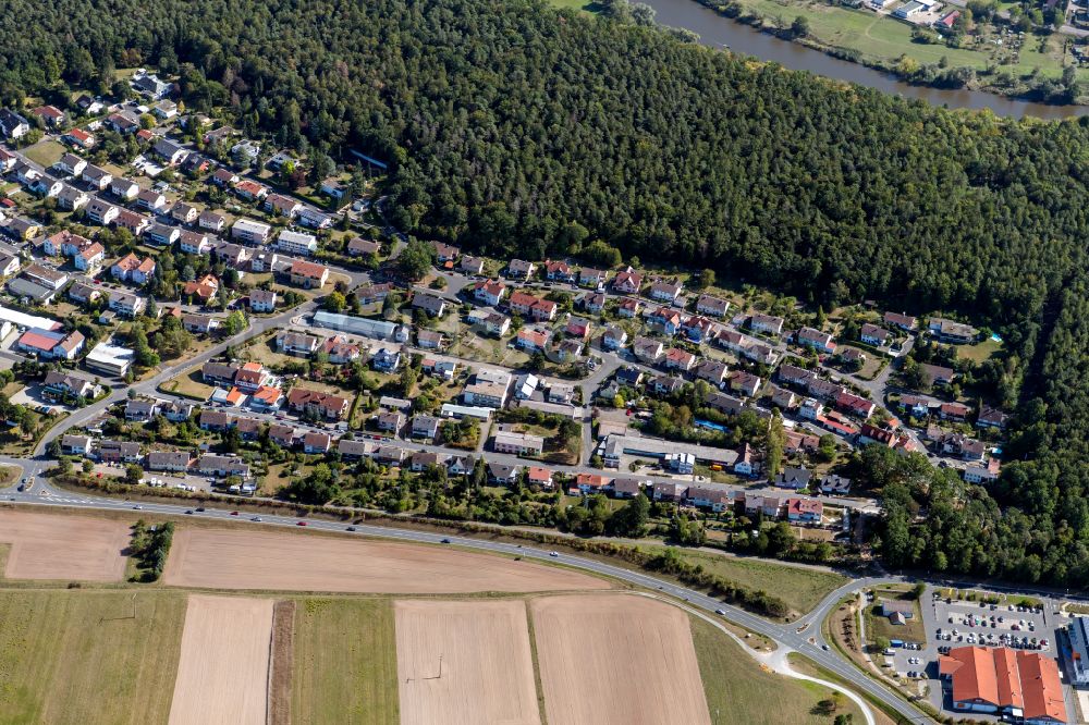 Luftbild Kreuzwertheim - Von Wald umgebene Ortsansicht in Kreuzwertheim im Bundesland Bayern, Deutschland