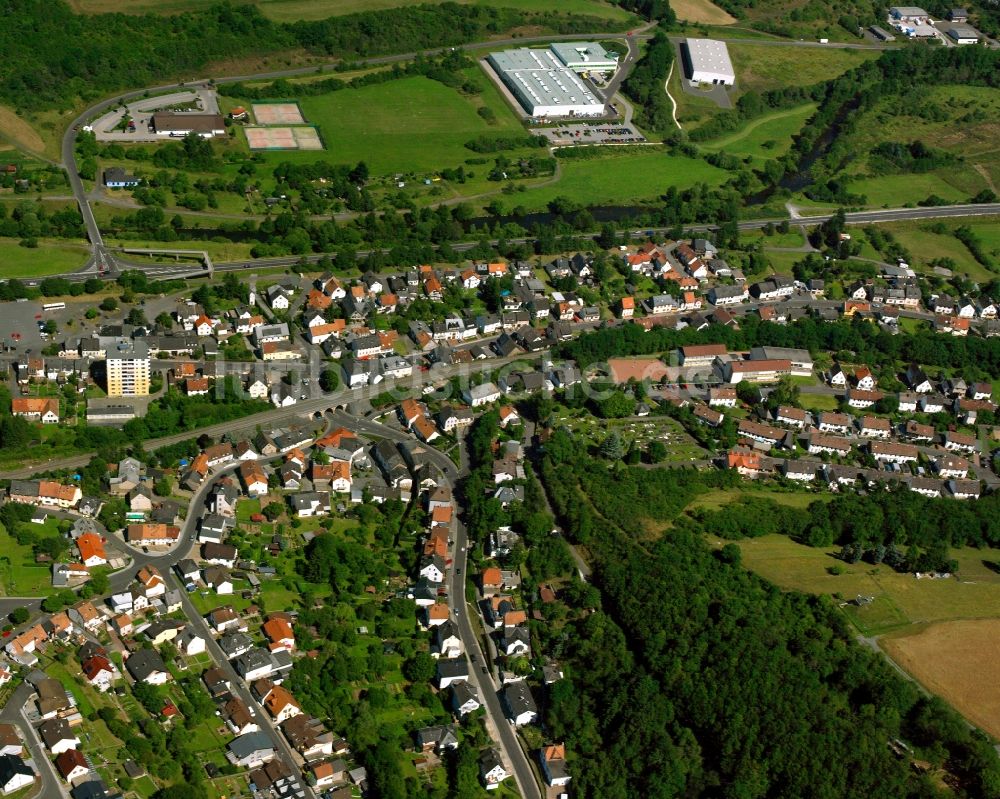 Nahbollenbach aus der Vogelperspektive: Von Wald umgebene Ortsansicht in Nahbollenbach im Bundesland Rheinland-Pfalz, Deutschland