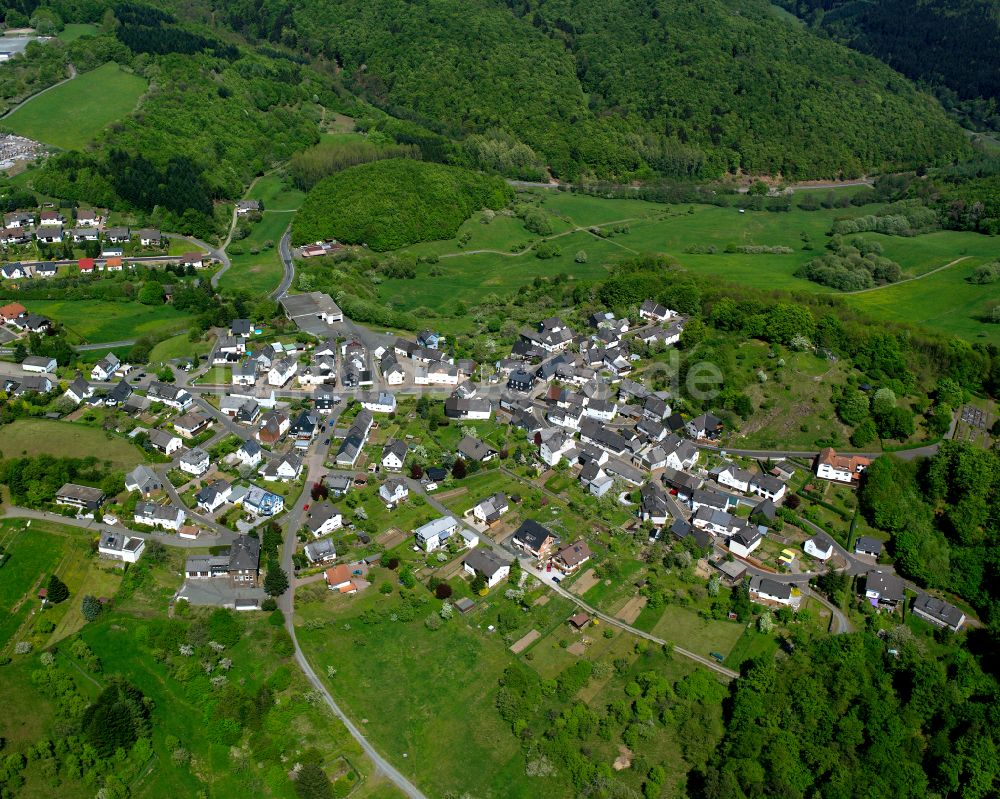 Luftbild Tringenstein - Von Wald umgebene Ortsansicht in Tringenstein im Bundesland Hessen, Deutschland