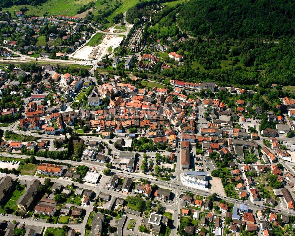 Luftbild Waldshut-Tiengen - Von Wald umgebene Ortsansicht in Waldshut-Tiengen im Bundesland Baden-Württemberg, Deutschland