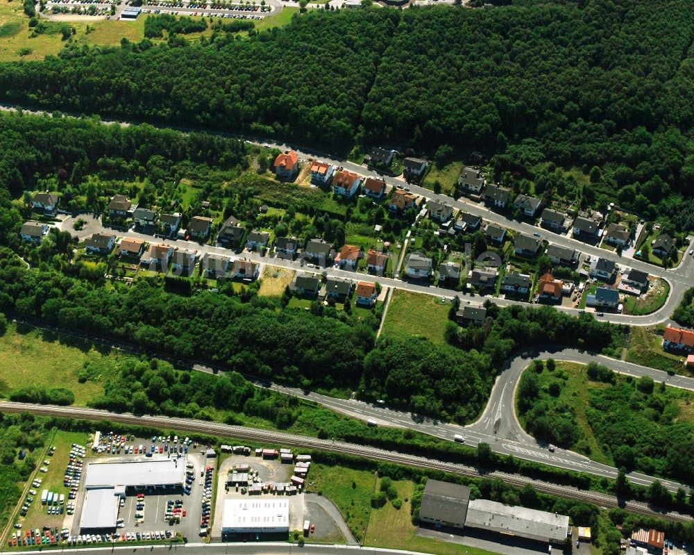 Luftaufnahme Weierbach - Von Wald umgebene Ortsansicht in Weierbach im Bundesland Rheinland-Pfalz, Deutschland