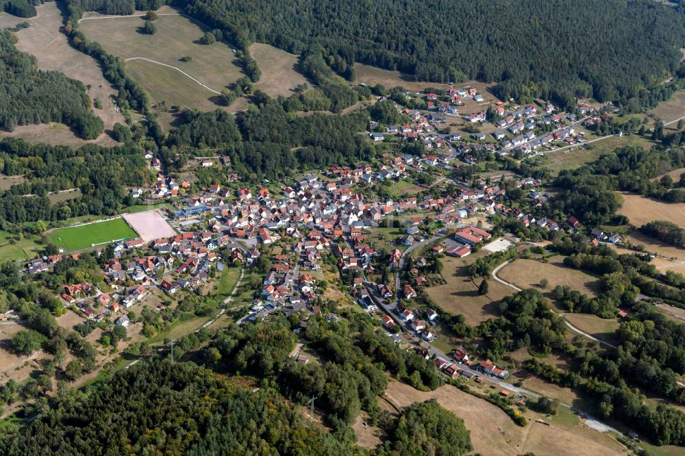 Luftbild Wiesthal - Von Wald umgebene Ortsansicht in Wiesthal im Bundesland Bayern, Deutschland