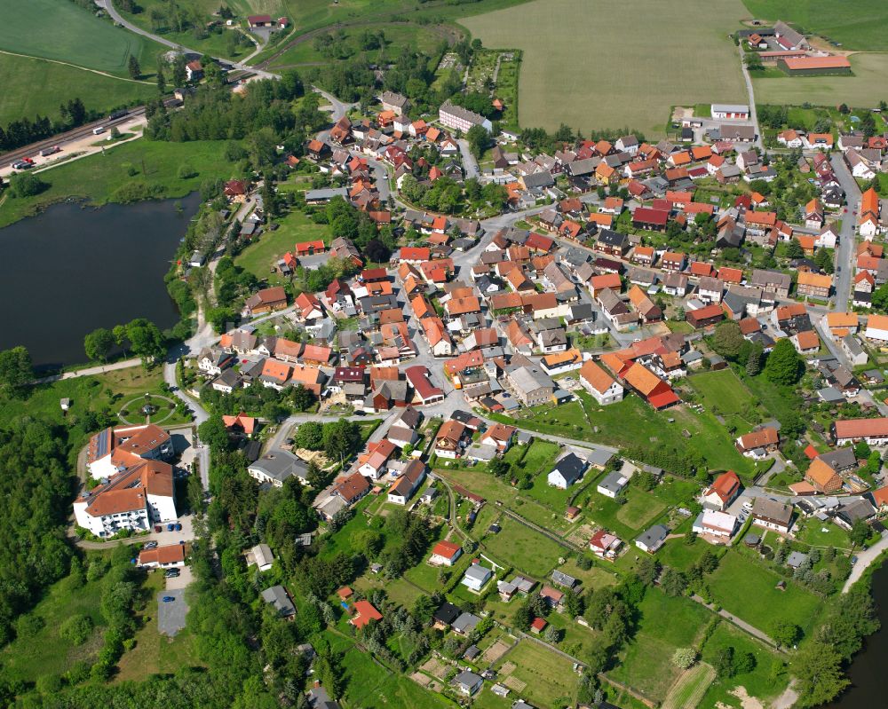 Luftbild Stiege - Von Waldflächen umsäumtes Stadtgebiet in Stiege im Bundesland Sachsen-Anhalt, Deutschland