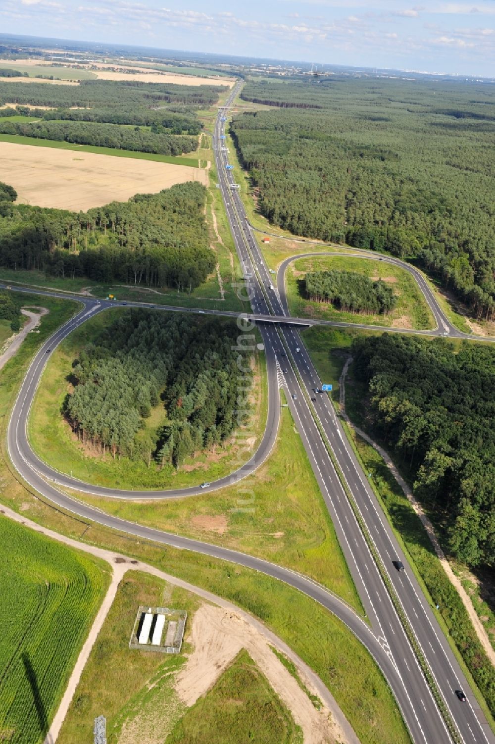 Kremmen von oben - Vorbereitungen für den Ausbau des Autobahnanschlußstelle AS Kremmen am Autobahndreieck Havelland im Bundesland Brandenburg