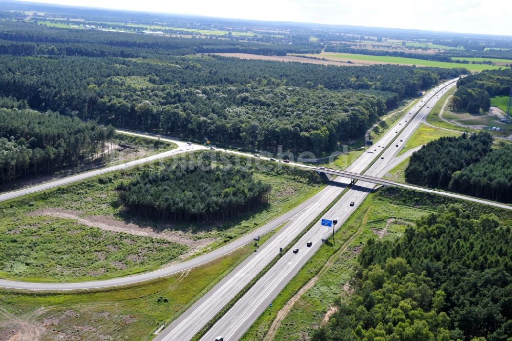 Luftaufnahme Kremmen - Vorbereitungen für den Ausbau des Autobahnanschlußstelle AS Kremmen am Autobahndreieck Havelland im Bundesland Brandenburg