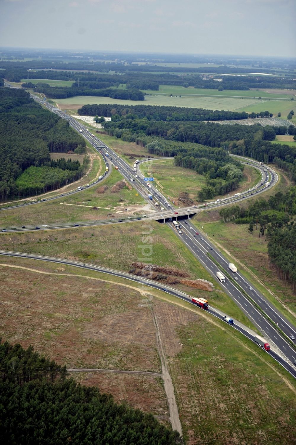 Groß Ziethen von oben - Vorbereitungen für den Ausbau am Autobahndreieck Havelland im Bundesland Brandenburg