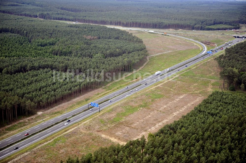 Groß Ziethen aus der Vogelperspektive: Vorbereitungen für den Ausbau am Autobahndreieck Havelland im Bundesland Brandenburg