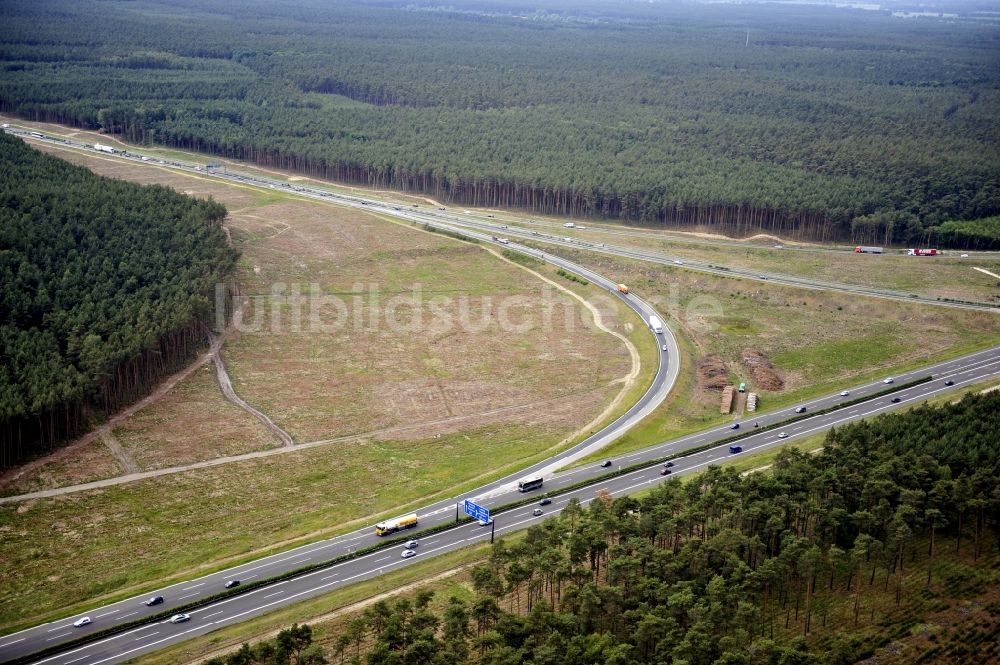 Luftaufnahme Groß Ziethen - Vorbereitungen für den Ausbau am Autobahndreieck Havelland im Bundesland Brandenburg