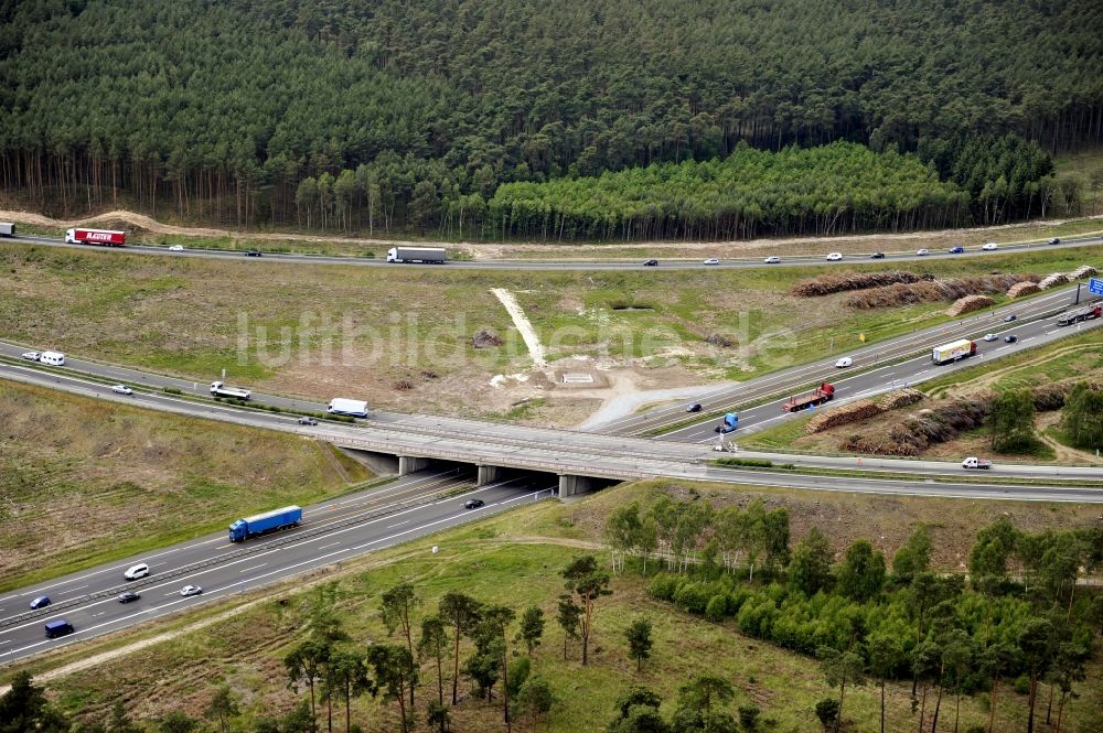 Groß Ziethen aus der Vogelperspektive: Vorbereitungen für den Ausbau am Autobahndreieck Havelland im Bundesland Brandenburg