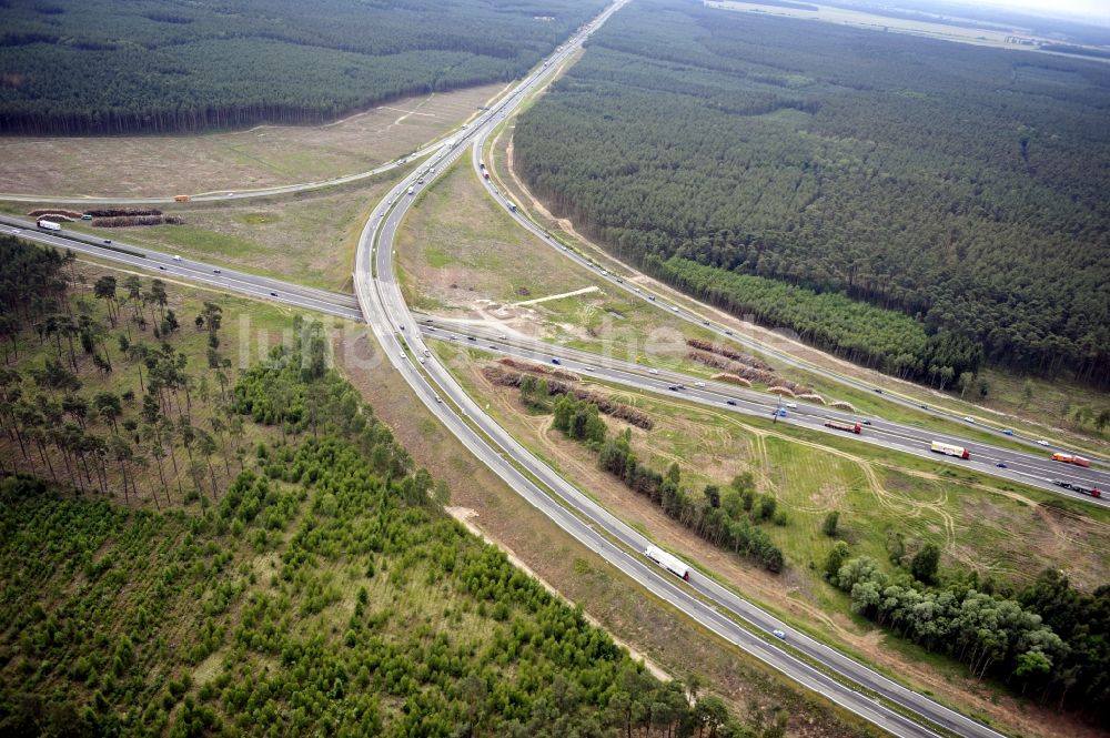 Groß Ziethen von oben - Vorbereitungen für den Ausbau am Autobahndreieck Havelland im Bundesland Brandenburg