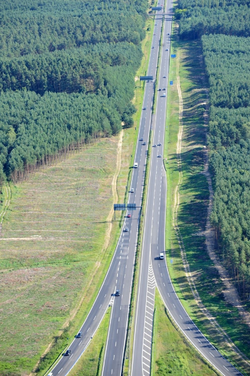 Groß Ziethen aus der Vogelperspektive: Vorbereitungen für den Ausbau am Autobahndreieck Havelland im Bundesland Brandenburg