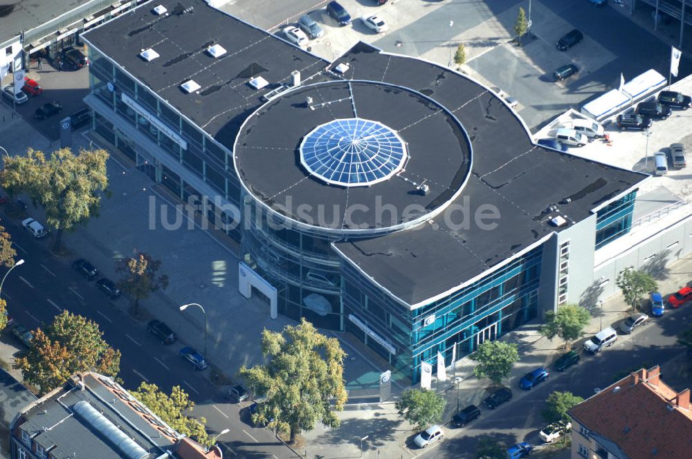 Berlin aus der Vogelperspektive: VW Autohaus in Berlin-Charlottenburg