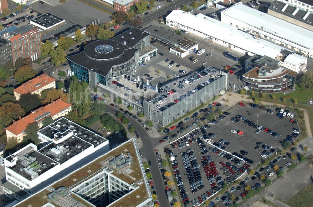 Berlin von oben - VW Autohaus in Berlin-Charlottenburg