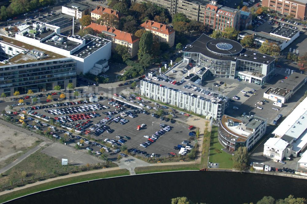 Luftaufnahme Berlin - VW Autohaus in Berlin-Charlottenburg