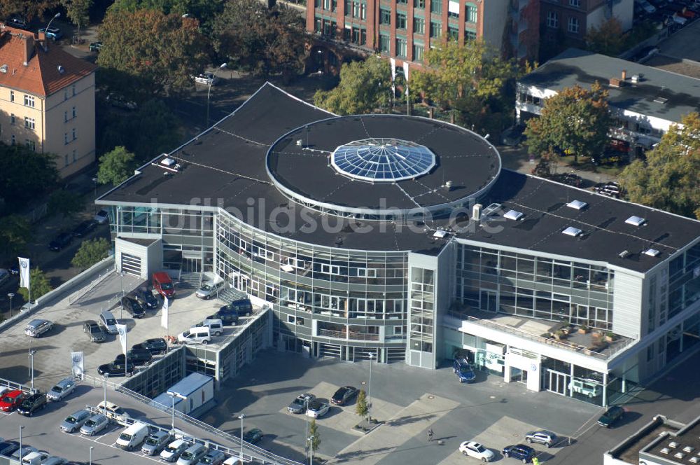 Berlin von oben - VW Autohaus in Berlin-Charlottenburg