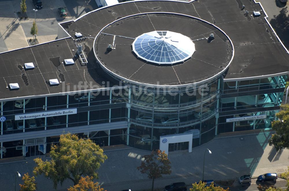 Berlin aus der Vogelperspektive: VW Autohaus in Berlin-Charlottenburg