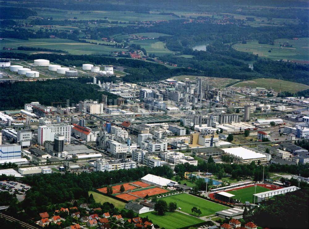 Luftaufnahme Burghausen - Wacker Chemiewerke Burghausen