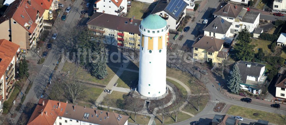 Hockenheim aus der Vogelperspektive: Wahrzeichen Wasserturm in Hockenheim in Baden-Württemberg