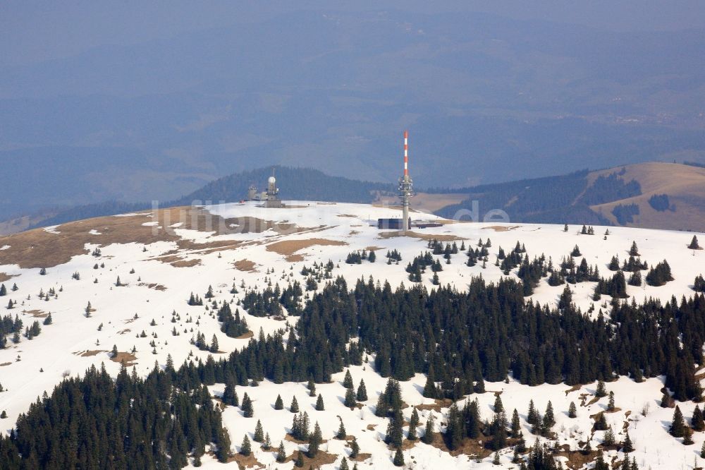 Feldberg (Schwarzwald) aus der Vogelperspektive: Wald und Berglandschaft der Gipfelregion des Feldberg in Feldberg (Schwarzwald) im Bundesland Baden-Württemberg