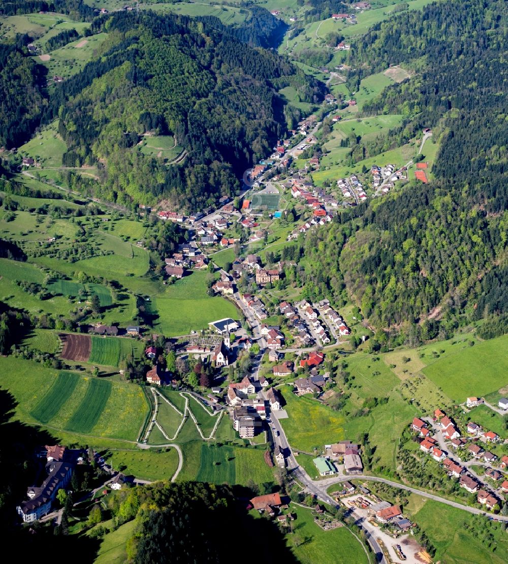 Luftaufnahme Nordrach - Wald und Talandschaft in Nordrach im Bundesland Baden-Württemberg