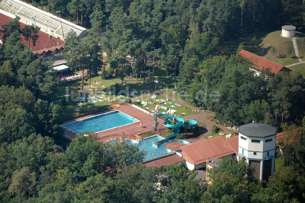 Niesky aus der Vogelperspektive: Waldbad im Freizeitpark Niesky