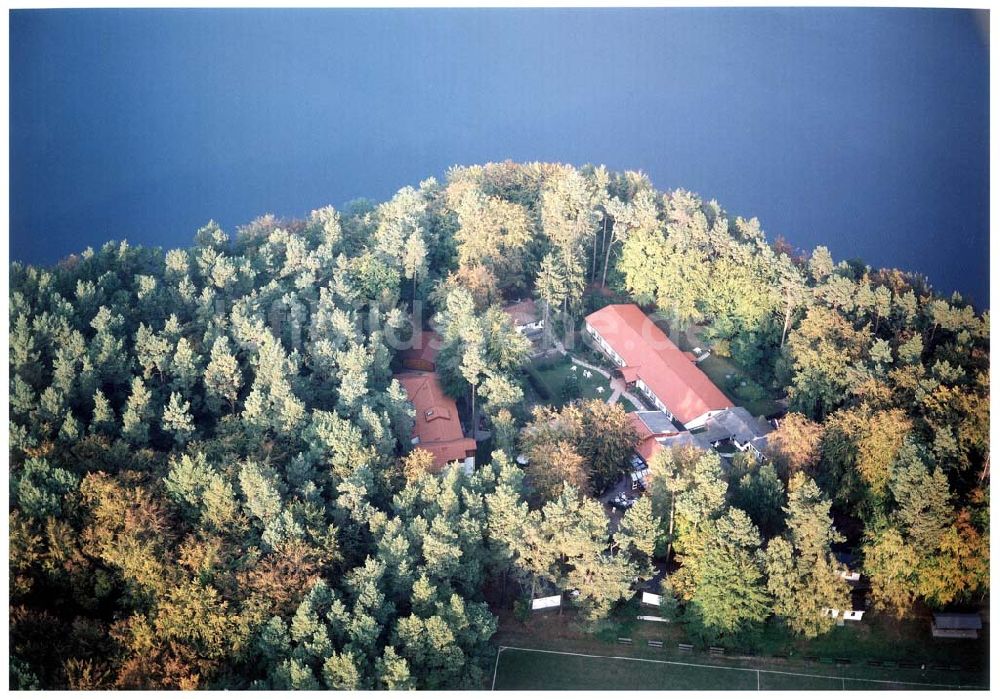 Luftaufnahme Lychen / BRA - Waldhotel Sängerslust bei Lychen / Brandenburg.