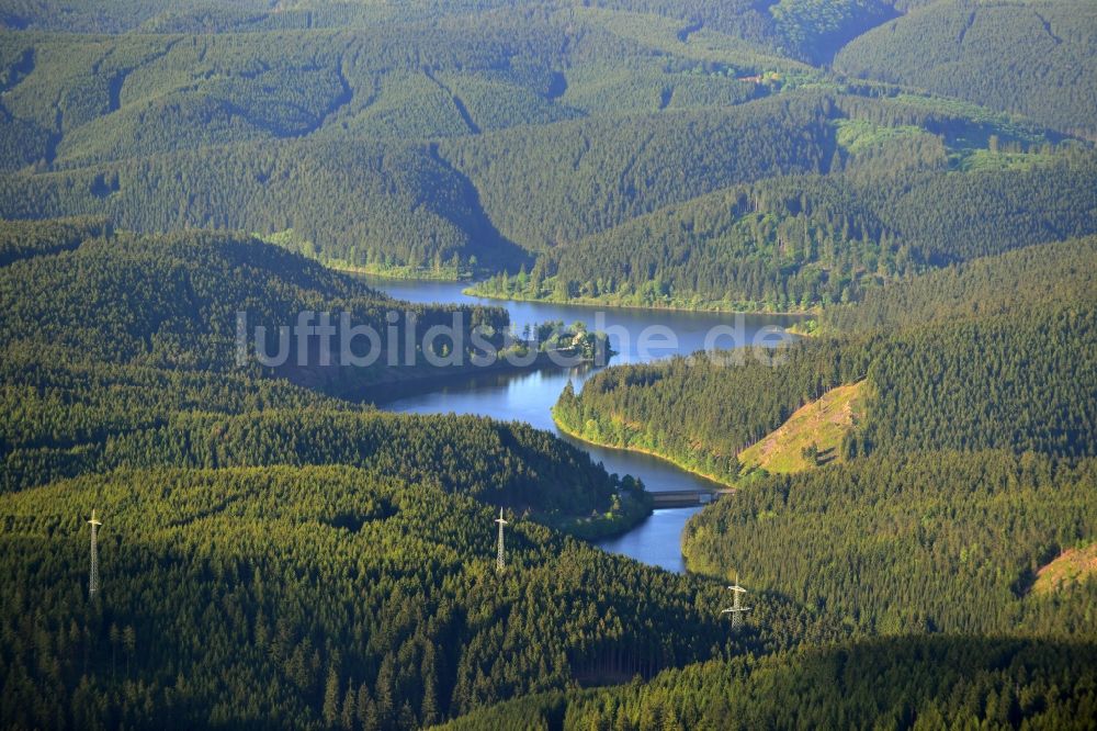 Luftaufnahme Schulenberg - Waldumgebenes Gelände des Okerstausee bei Schulenberg im Oberharz im Bundesland Niedersachsen