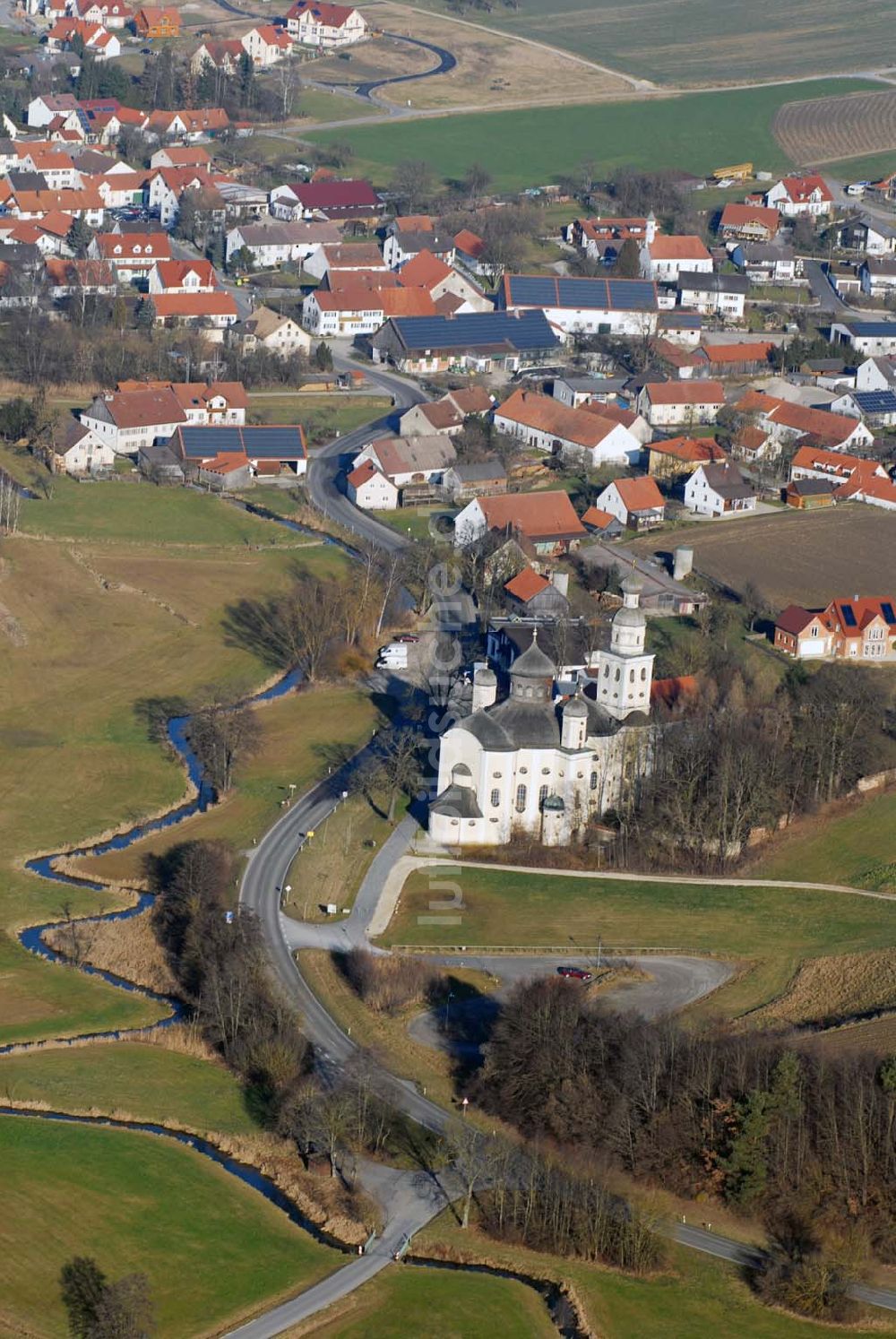 Sielenbach aus der Vogelperspektive: Wallfahrtskirche Maria Birnbaum