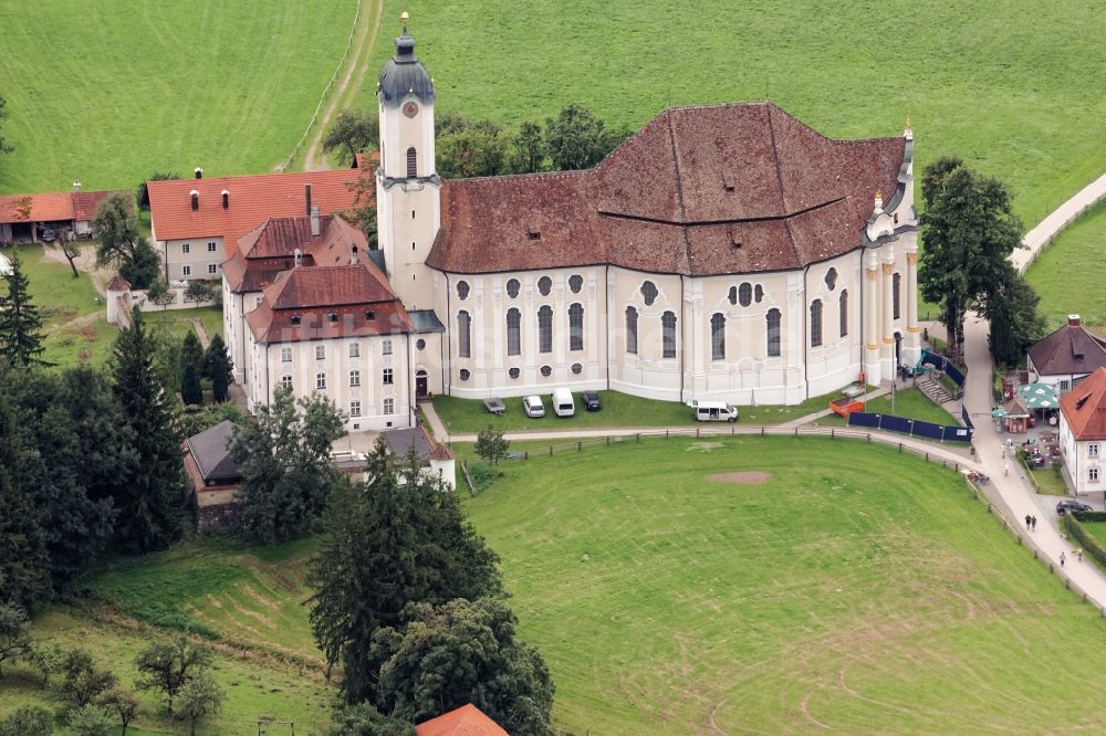 Luftaufnahme Steingaden - Wallfahrtskirche Wieskirche in Steingaden, Ortsteil Wies, im Bundesland Bayern