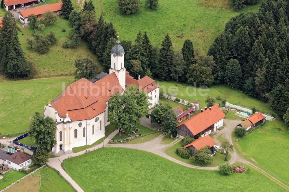 Luftaufnahme Steingaden - Wallfahrtskirche Wieskirche in Steingaden, Ortsteil Wies, im Bundesland Bayern