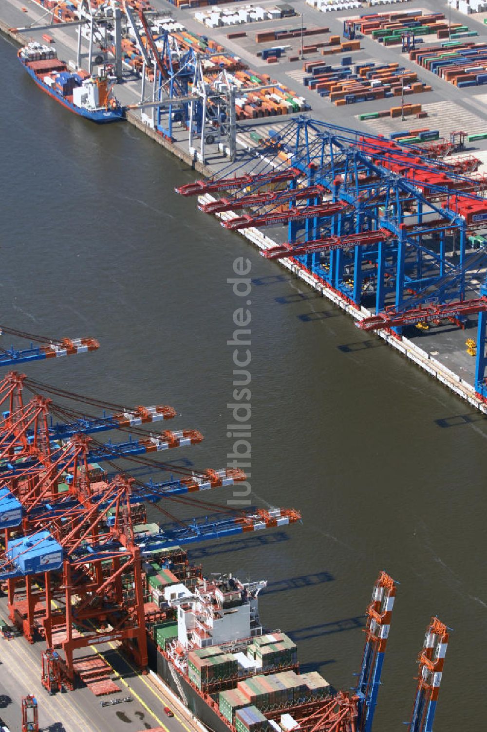 Hamburg von oben - Waltershofer Hafen mit CT Eurogate und CT Altenwerder in Hamburg