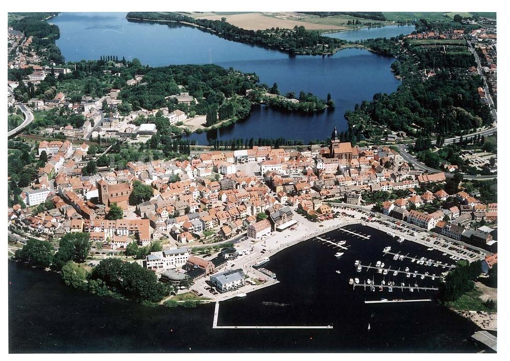 Waren / Müritz von oben - Waren an der Müritz.