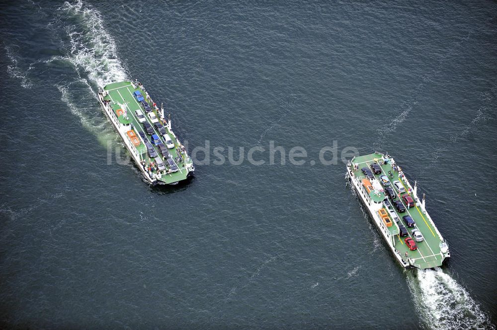 Rostock - Warnemünde von oben - Warnowfähren zwischen Warnemünde und Hohe Dühne