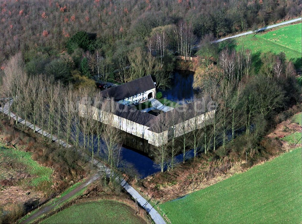 Langenfeld Ot Wiesenscheid Aus Der Vogelperspektive Wasserburg Haus Graven Im Bundesland Nordrhein Westfalen