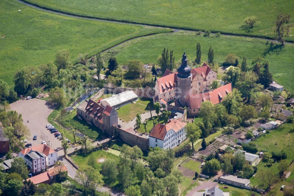 Gommern Aus Der Vogelperspektive: Wassergraben Mit Wasserschloß Schloss ...