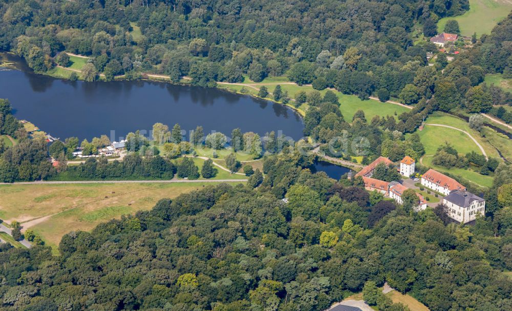 Luftbild Borken - Wassergraben mit Wasserschloß Schloss Pröbsting in Borken im Bundesland Nordrhein-Westfalen, Deutschland