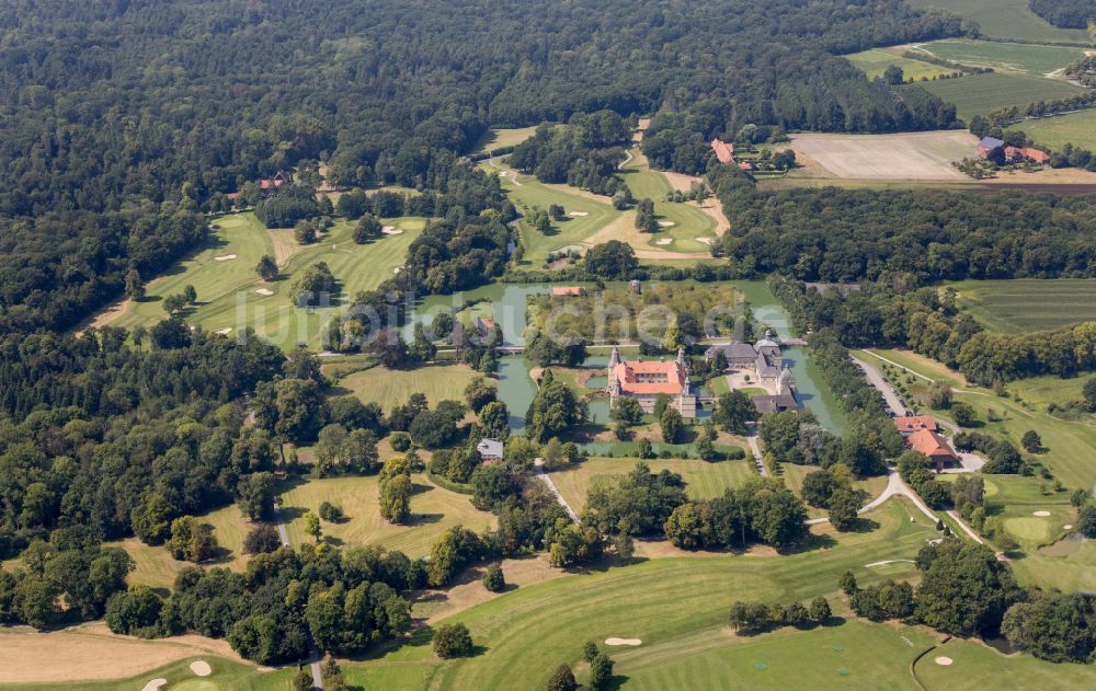 Luftbild Ascheberg - Wassergraben mit Wasserschloß Schloss Westerwinkel in Ascheberg im Bundesland Nordrhein-Westfalen