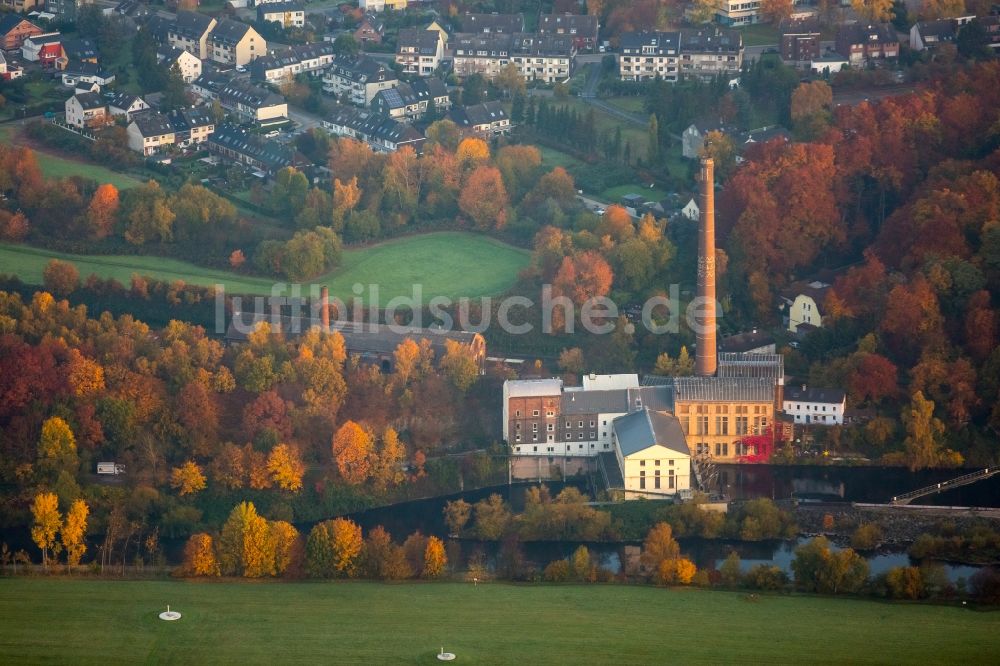 Essen von oben - Wasserkraftwerk Horster Mühle am Fluss Ruhr in Essen im Bundesland Nordrhein-Westfalen