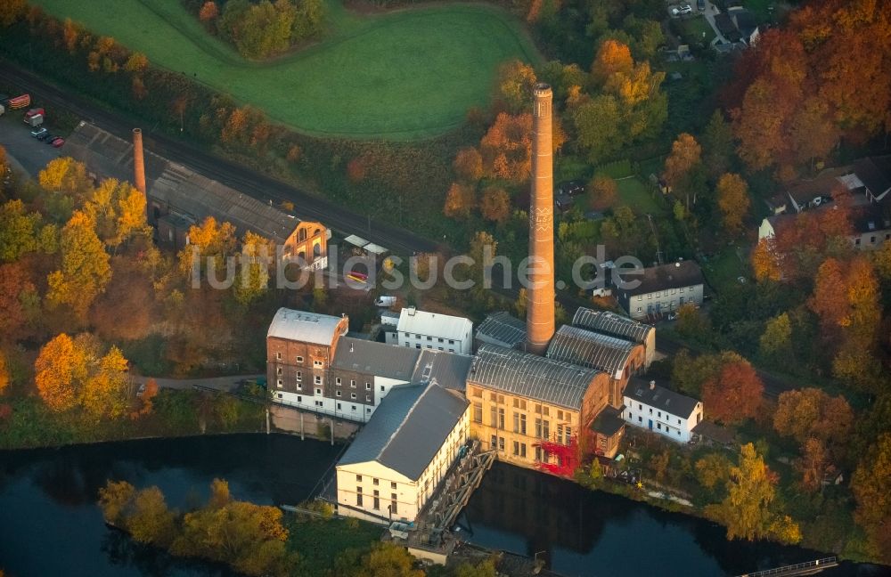 Essen aus der Vogelperspektive: Wasserkraftwerk Horster Mühle am Fluss Ruhr in Essen im Bundesland Nordrhein-Westfalen